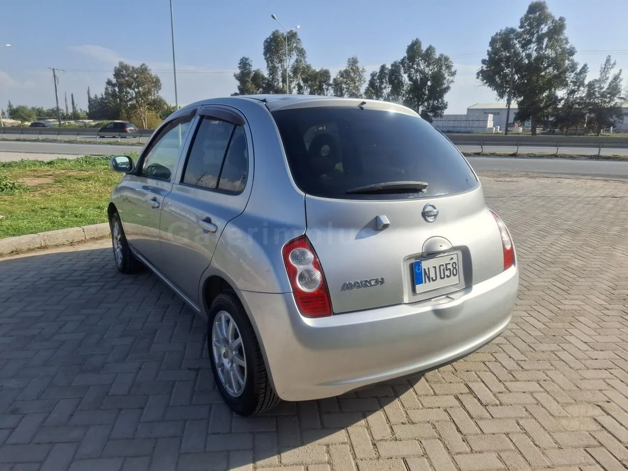 2010 Model Otomatik Nissan March 1.3 Lefkoşa Satılık İkinci El | GalerimPlus - Thumbnail 7