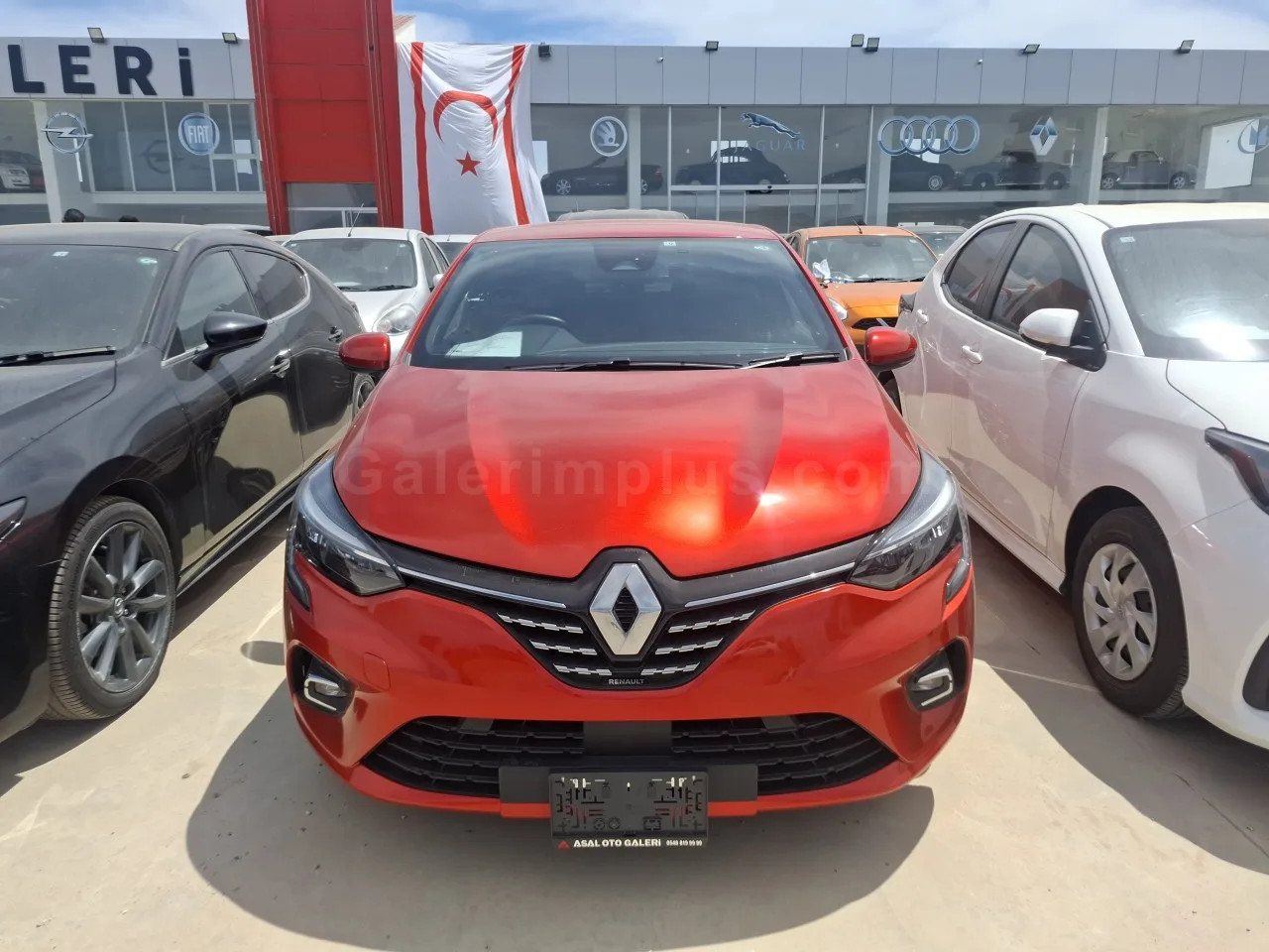 2023 Model Otomatik Renault Lutecia İskele Satılık İkinci El | GalerimPlus - Thumbnail 2