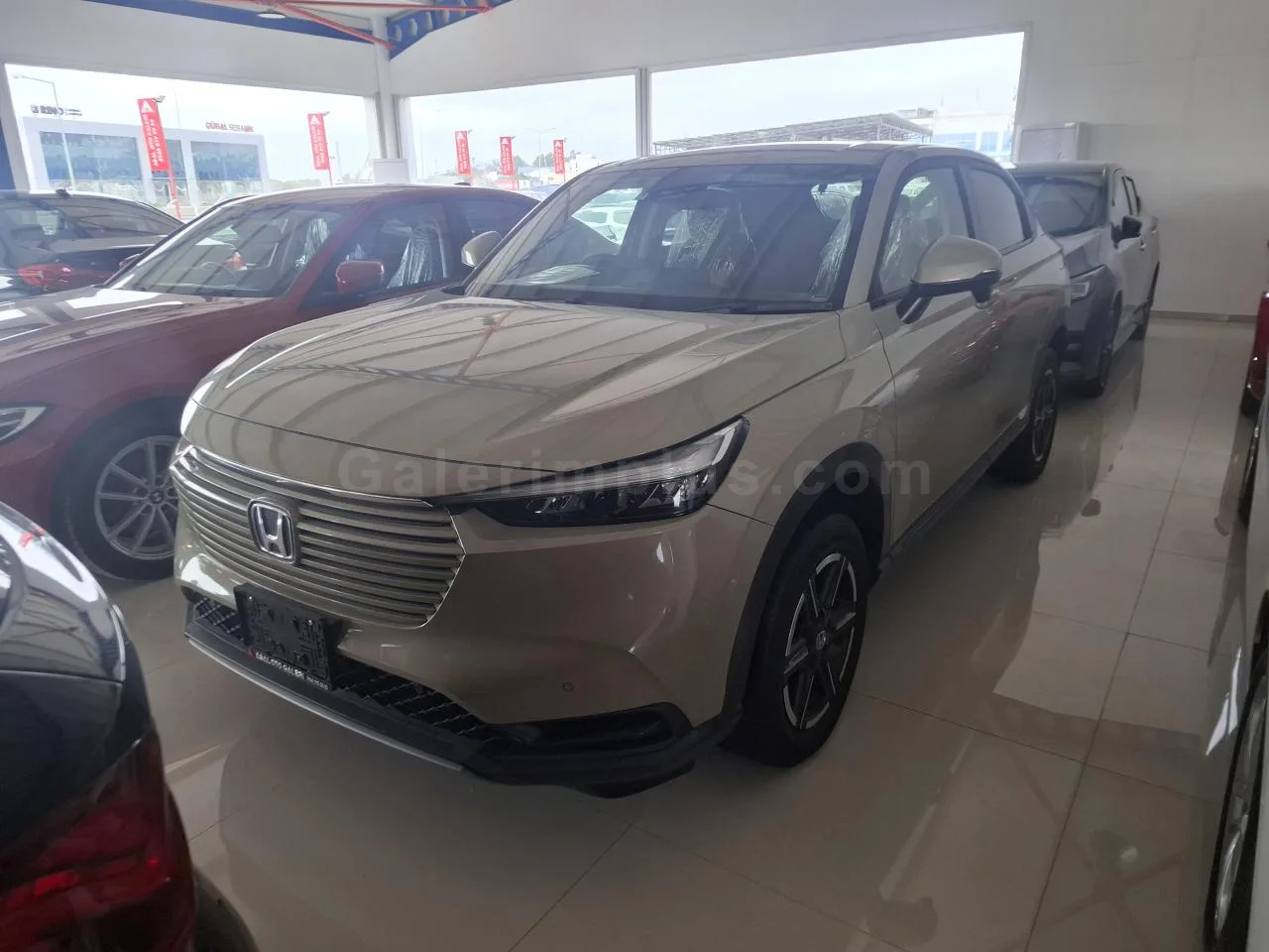 2021 Model Otomatik Honda Vezel 1.5 i-VTEC Hybrid Automatic Lefkoşa Satılık İkinci El | GalerimPlus - Thumbnail 2