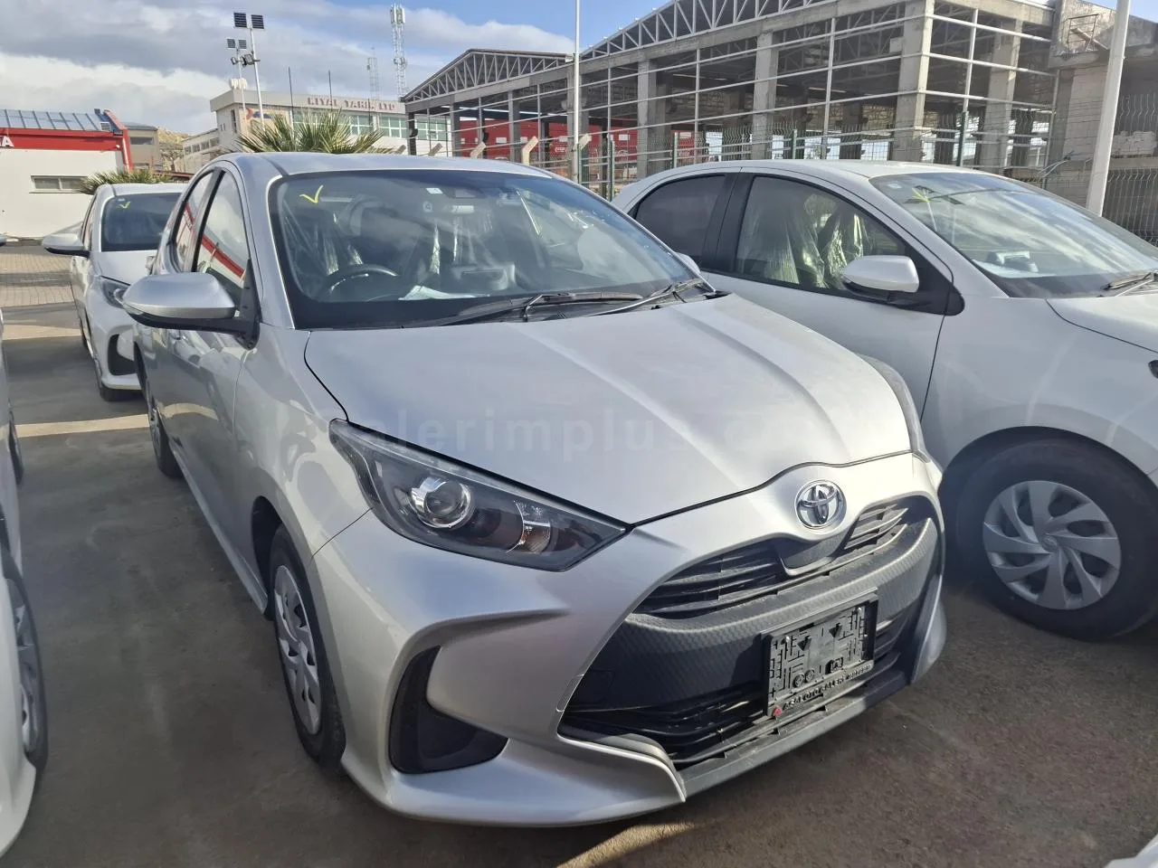 2021 Toyota Yaris 1.0 HYBRID AUTOMATIC Lefkoşa İlan görseli - GalerimPlus