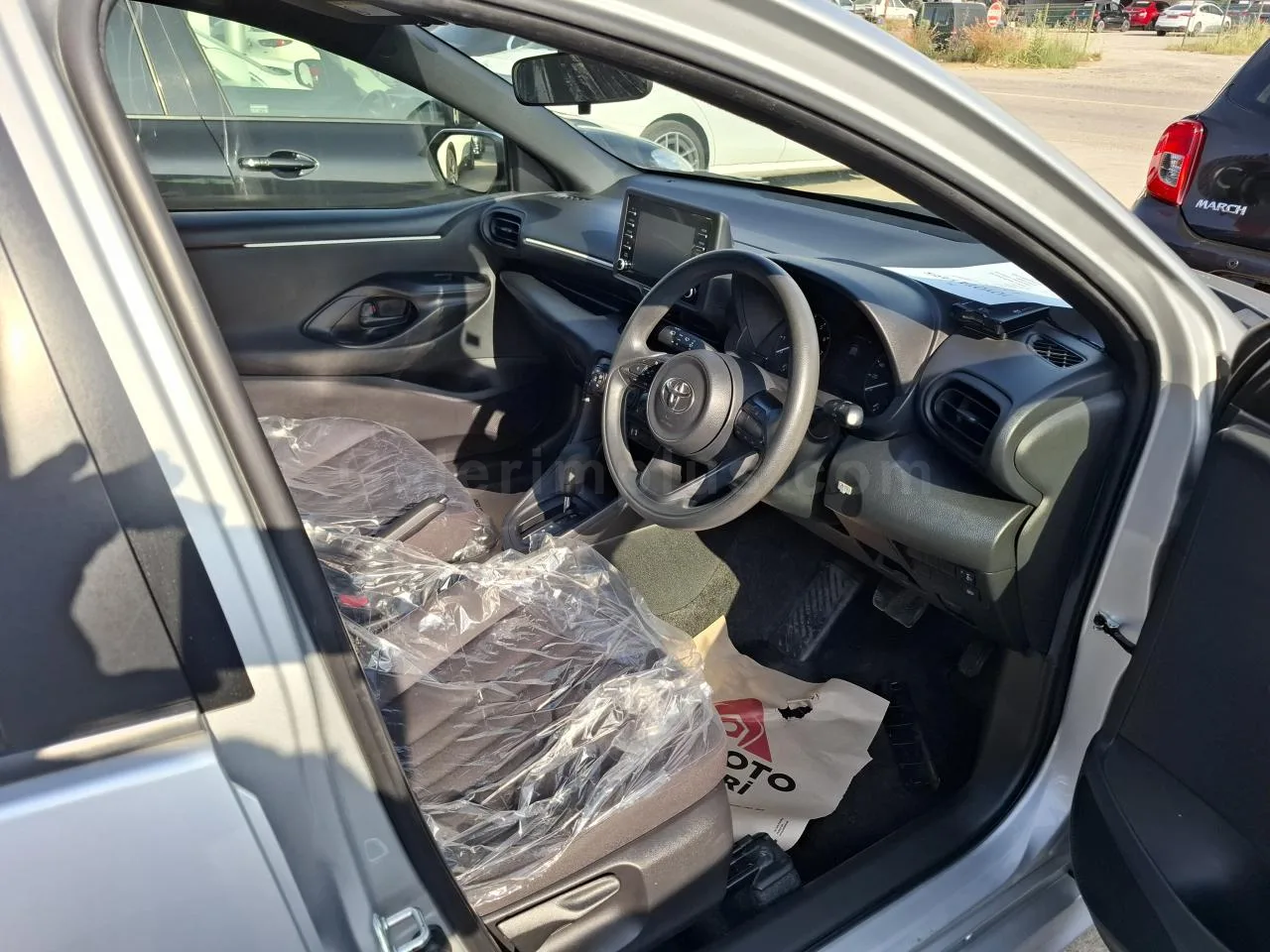 2021 Model Otomatik Toyota Yaris 1.0 Lefkoşa Satılık İkinci El | GalerimPlus - Thumbnail 5