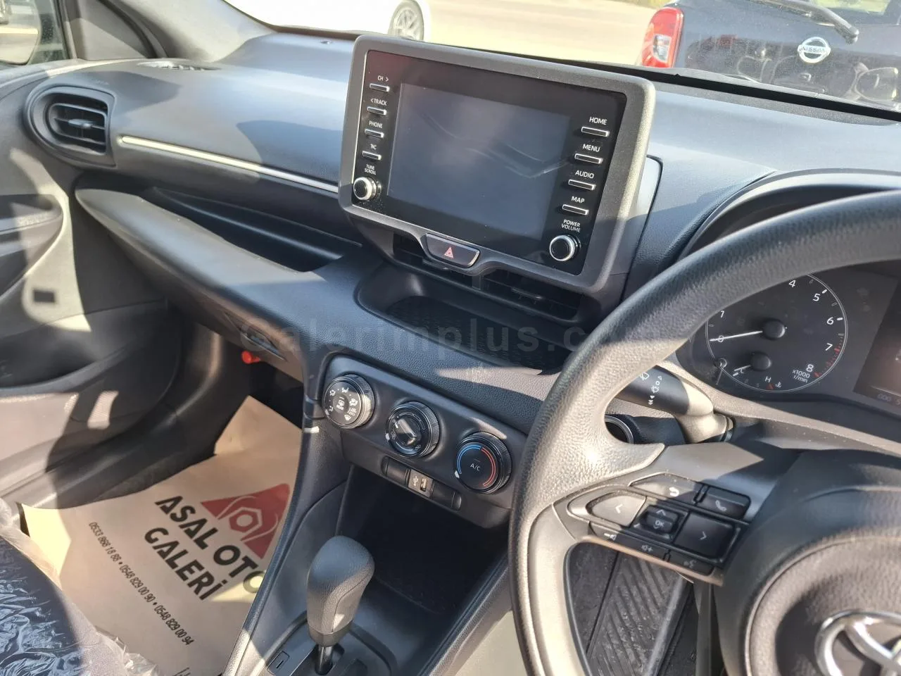 2021 Model Otomatik Toyota Yaris 1.0 Lefkoşa Satılık İkinci El | GalerimPlus - Thumbnail 6