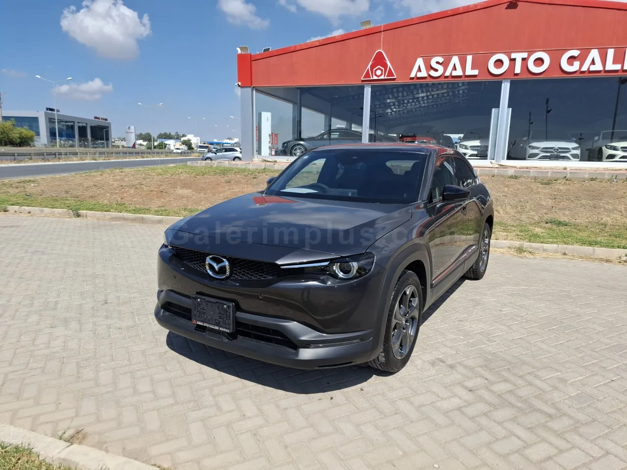 2022 Mazda MX-30 2.0 e-Skyactiv HYBRID AUTOMATIC Lefkoşa İlan görseli - GalerimPlus