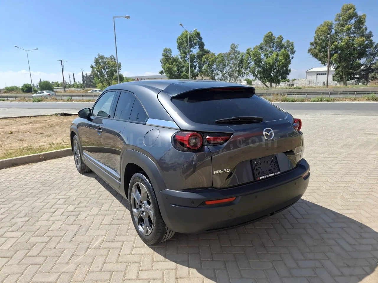 2022 Model Otomatik Mazda MX-30 2.0 e-Skyactiv Lefkoşa Satılık İkinci El | GalerimPlus - Thumbnail 7