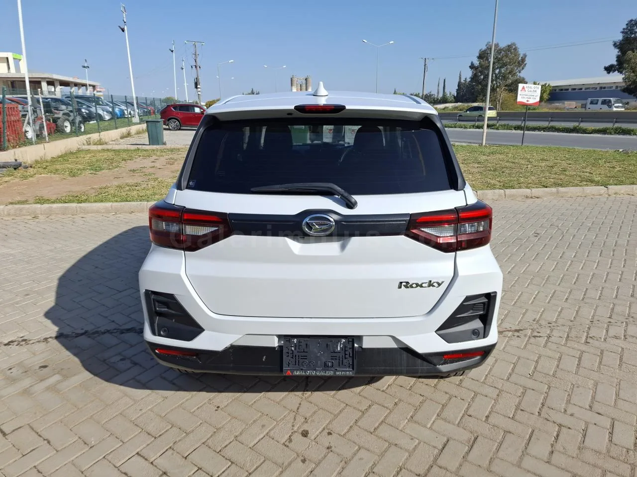 2023 Model Otomatik Daihatsu Rocky Lefkoşa Satılık İkinci El | GalerimPlus - Thumbnail 6