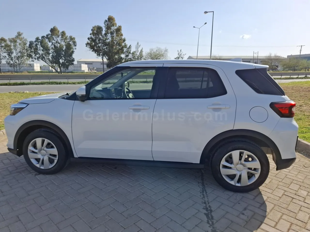 2023 Model Otomatik Daihatsu Rocky Lefkoşa Satılık İkinci El | GalerimPlus - Thumbnail 8