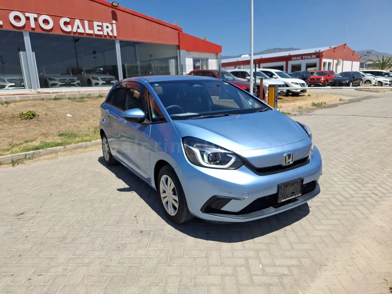 2021 Model Otomatik Honda Fit 1.3 Lefkoşa Satılık İkinci El | GalerimPlus - Thumbnail 4