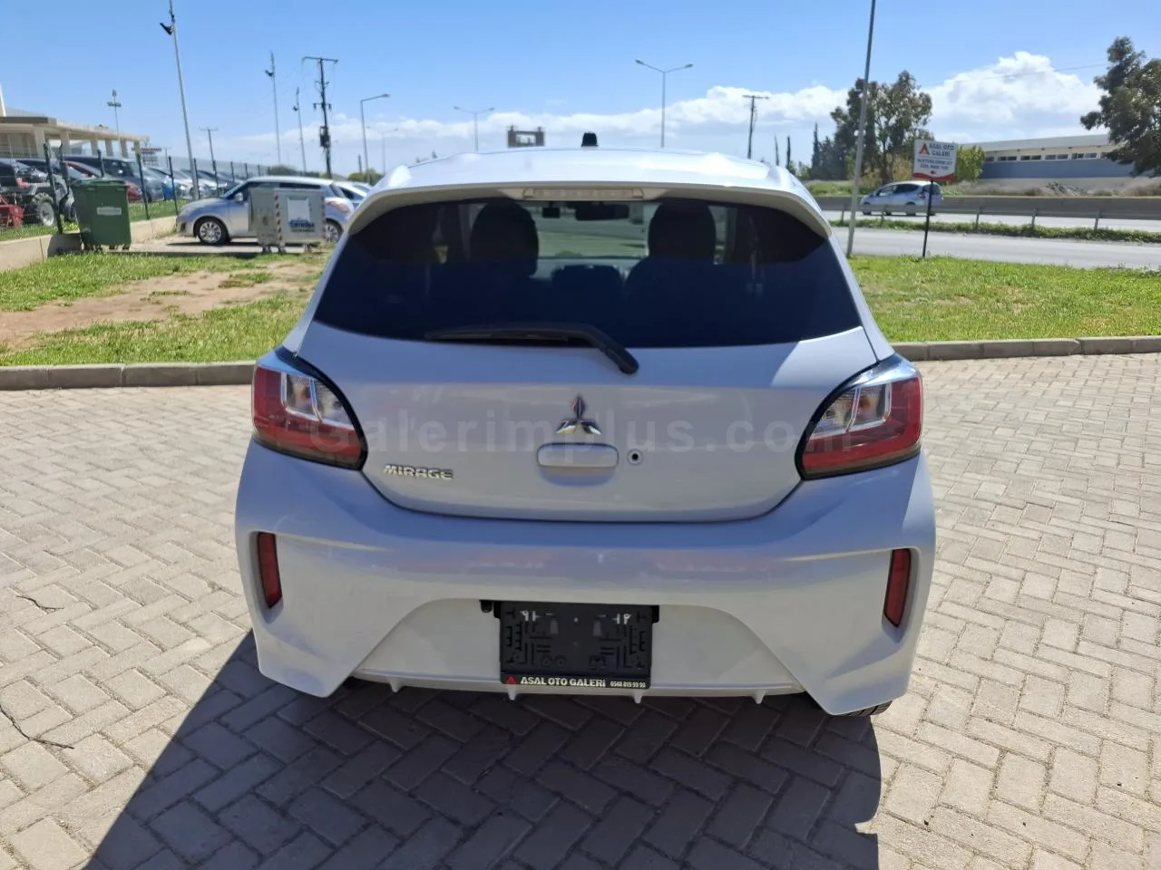 2022 Model Otomatik Mitsubishi Mirage 1.2 Mivec Lefkoşa Satılık İkinci El | GalerimPlus - Thumbnail 6