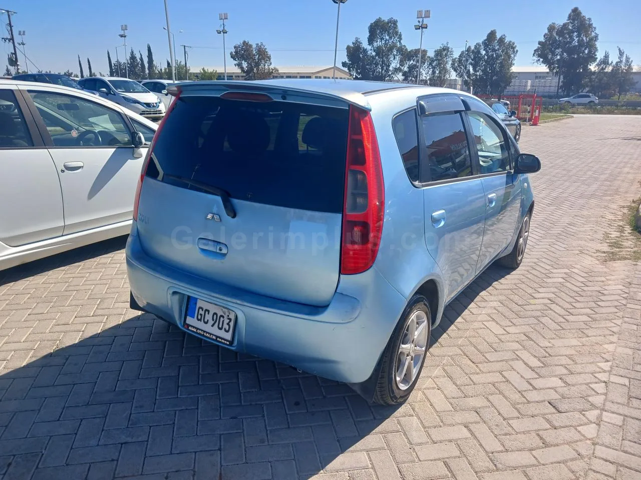 2003 Model Otomatik Mitsubishi Colt 1.3 Lefkoşa Satılık İkinci El | GalerimPlus - Thumbnail 4