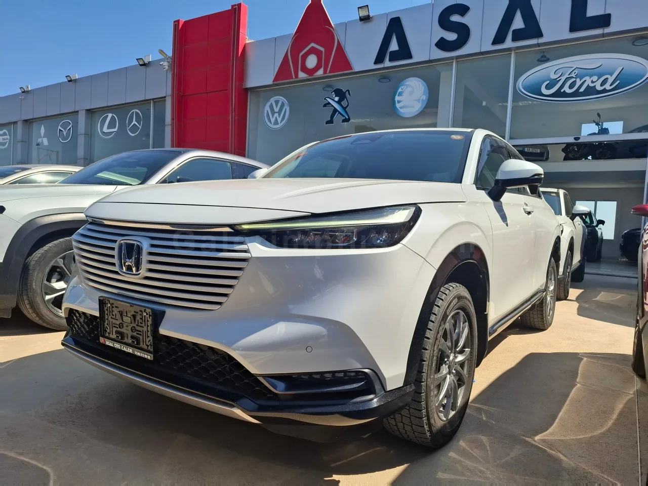 2022 Model Otomatik Honda Vezel 1.5 i-VTEC Hybrid Automatic İskele Satılık İkinci El | GalerimPlus - Thumbnail 3