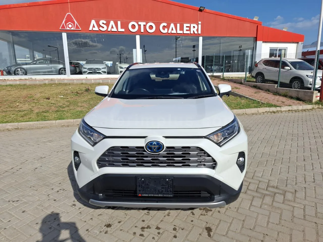 2021 Model Otomatik Toyota RAV4 2.5 Hybrid Lefkoşa Satılık İkinci El | GalerimPlus - Thumbnail 2