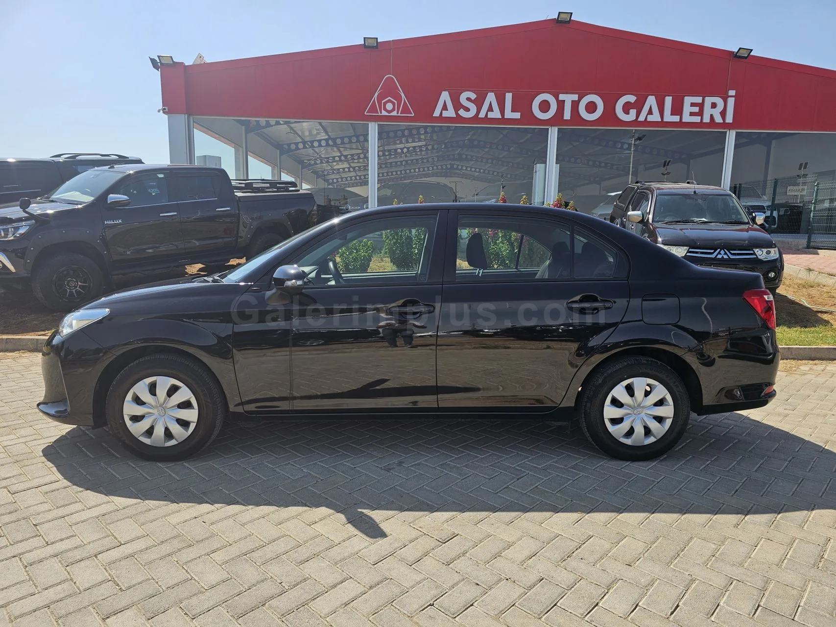 2020 Model Otomatik Toyota Axio 1.5 Lefkoşa Satılık İkinci El | GalerimPlus - Thumbnail 3