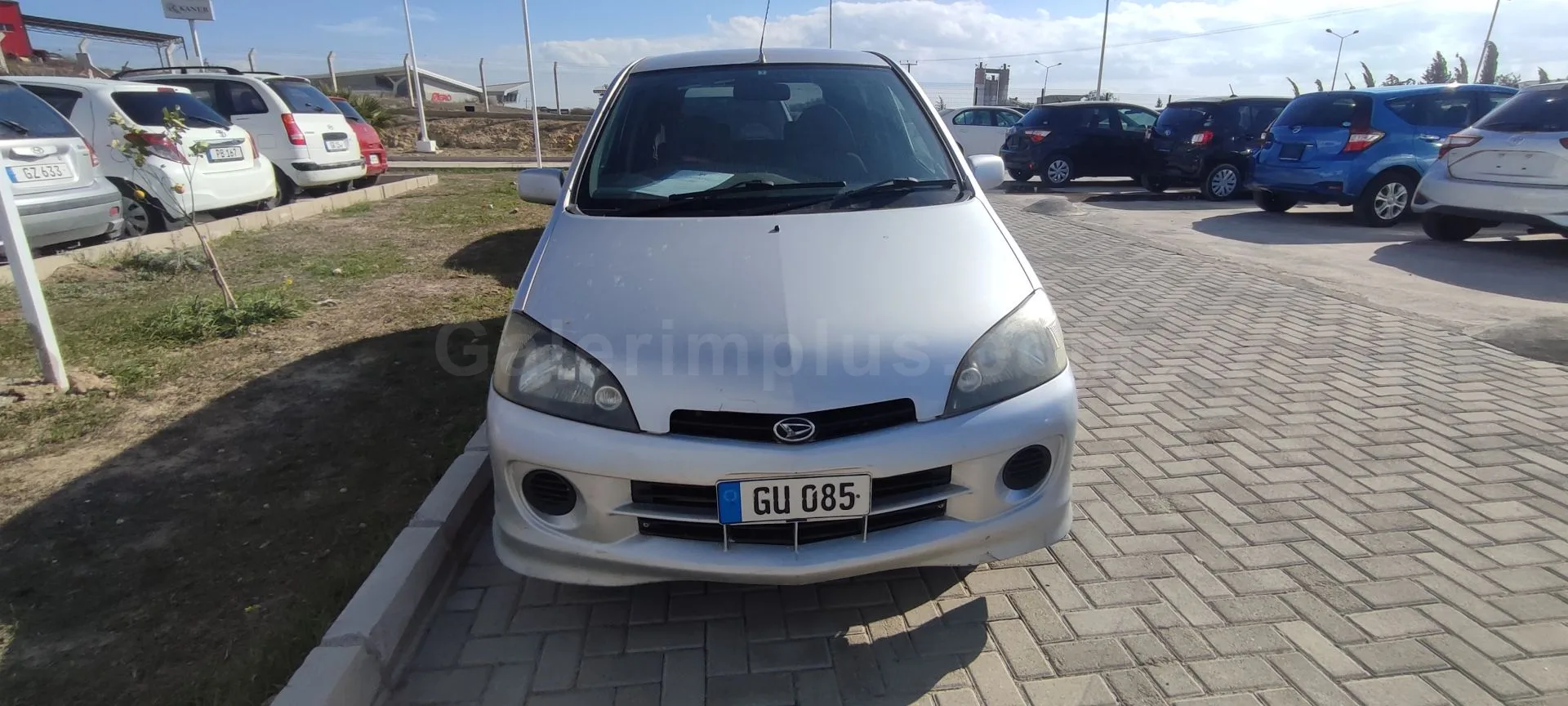 2002 Daihatsu Yrv 1.3 GASOLINE AUTOMATIC Lefkoşa İlan görseli - GalerimPlus