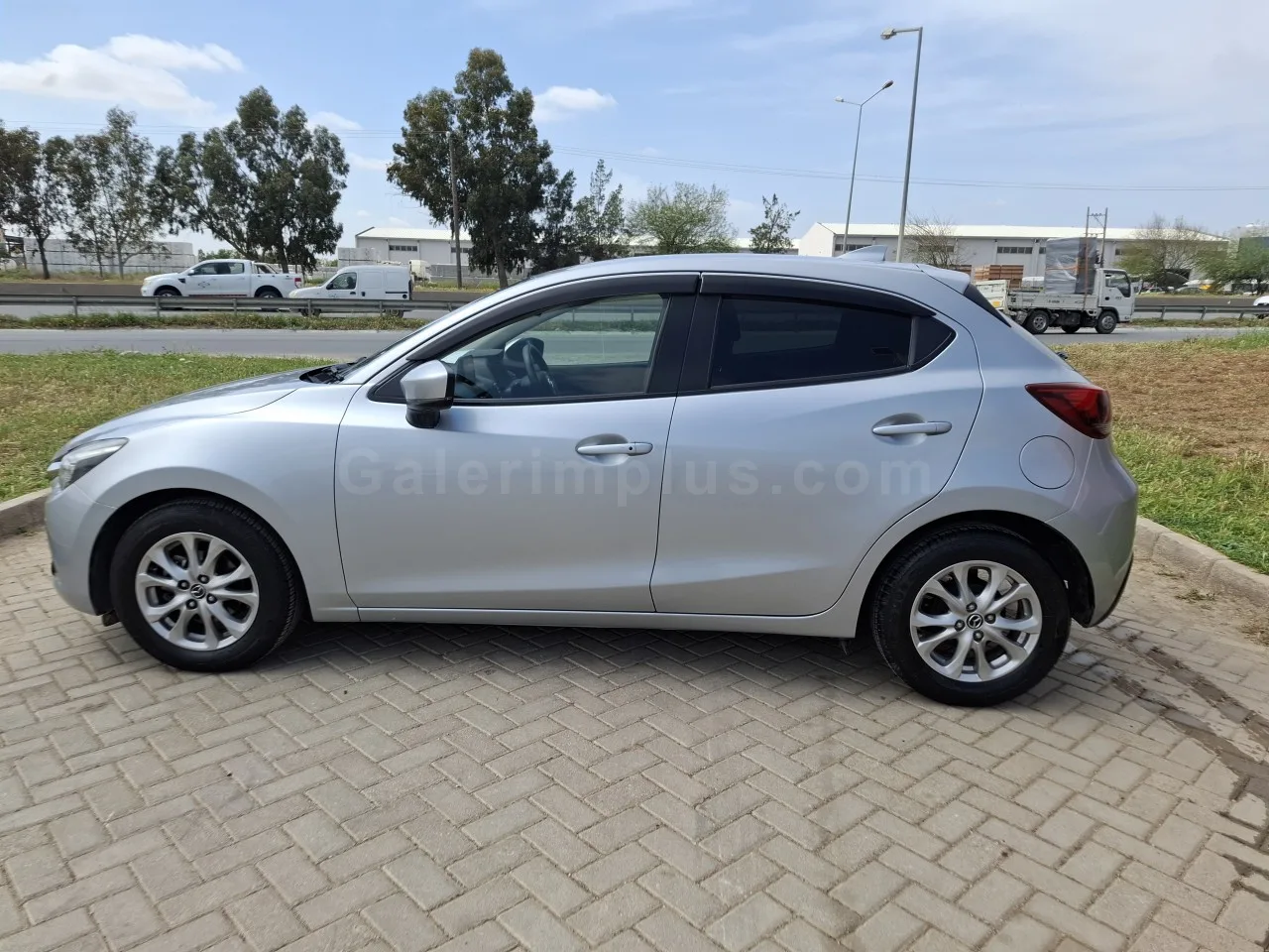 2019 Model Düz Mazda Demio 1.5 Lefkoşa Satılık İkinci El | GalerimPlus - Thumbnail 8