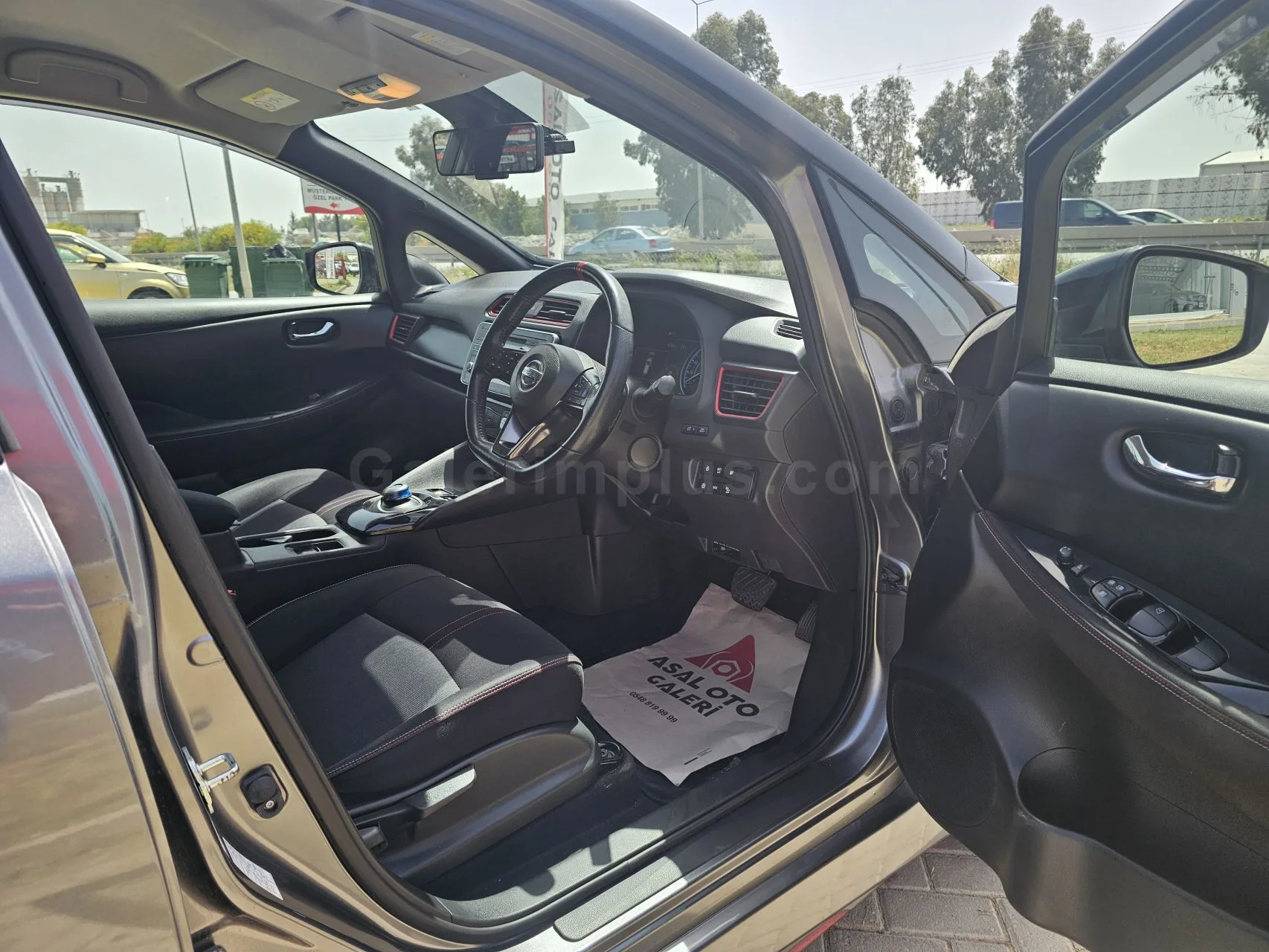 2020 Model Otomatik Nissan Leaf 40 kWh Lefkoşa Satılık İkinci El | GalerimPlus - Thumbnail 6