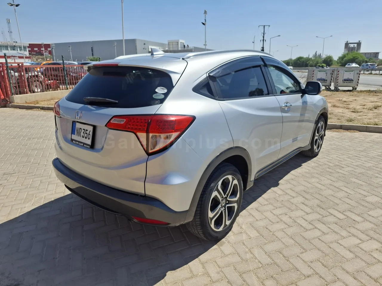 2014 Model Otomatik Honda Vezel 1.5 i-VTEC CVT Lefkoşa Satılık İkinci El | GalerimPlus - Thumbnail 5