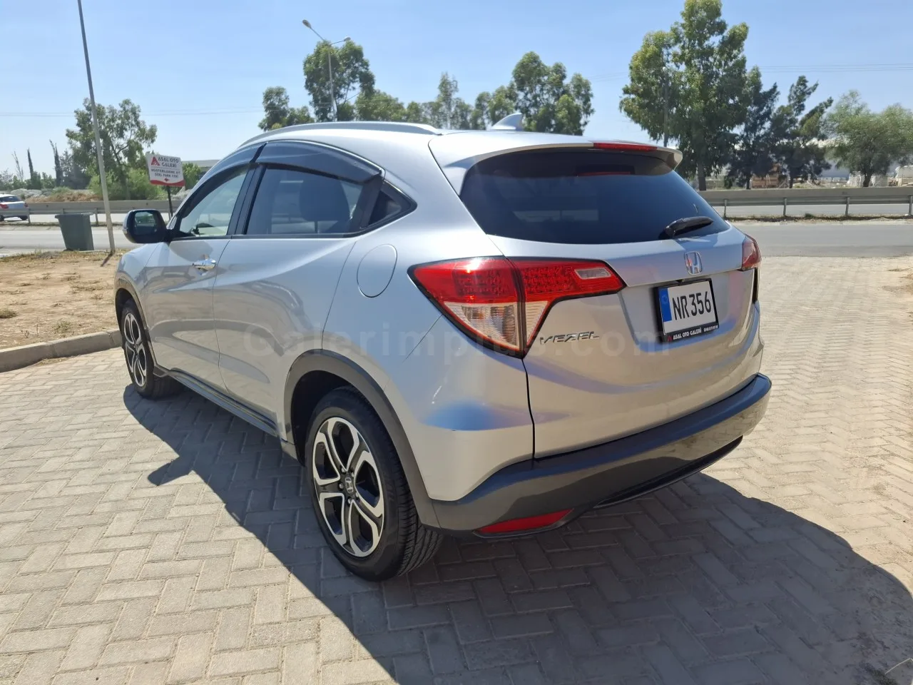 2014 Model Otomatik Honda Vezel 1.5 i-VTEC CVT Lefkoşa Satılık İkinci El | GalerimPlus - Thumbnail 7