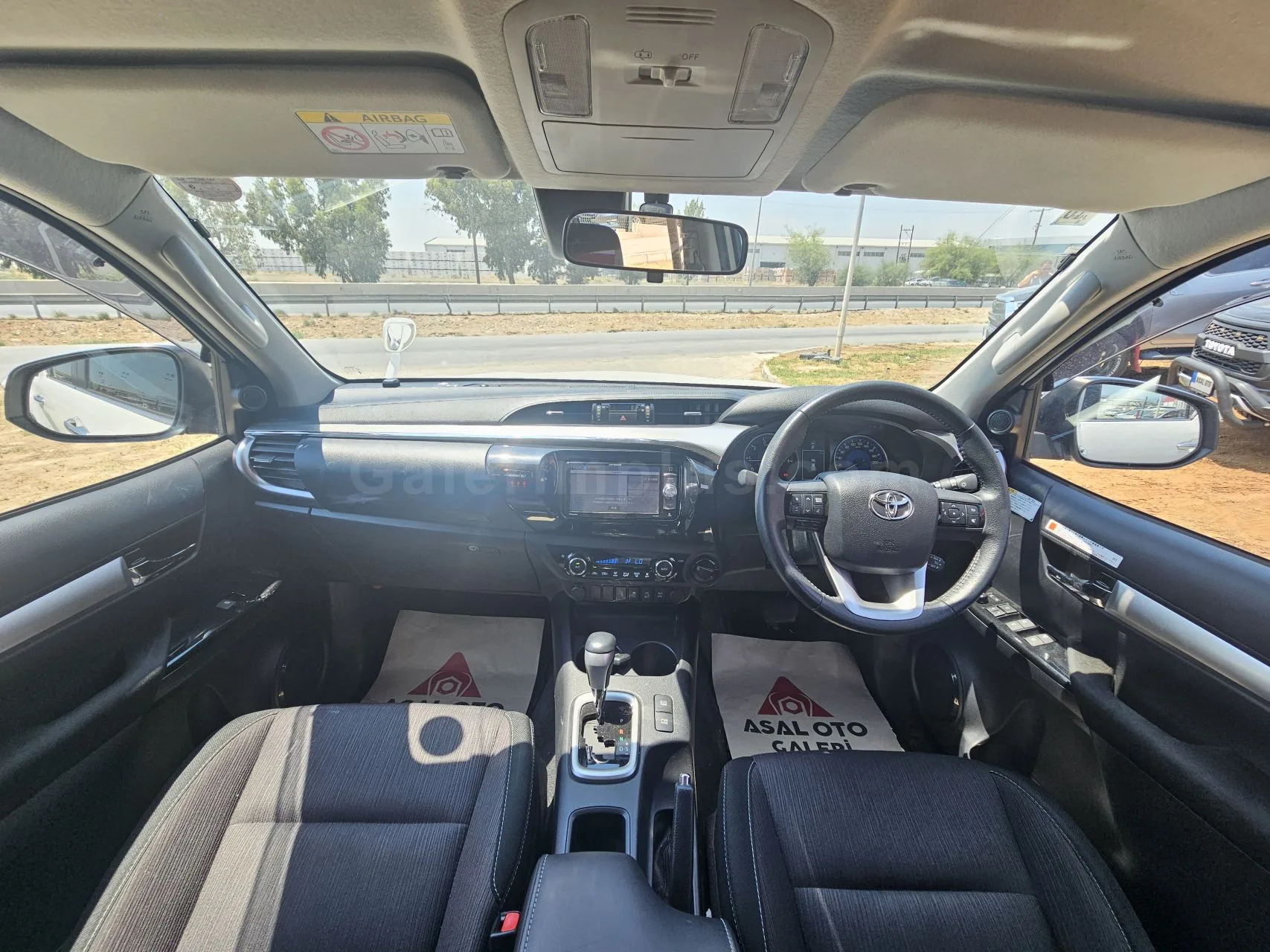 2019 Model Otomatik Toyota Hilux 2.4 D Lefkoşa Satılık İkinci El | GalerimPlus - Thumbnail 7