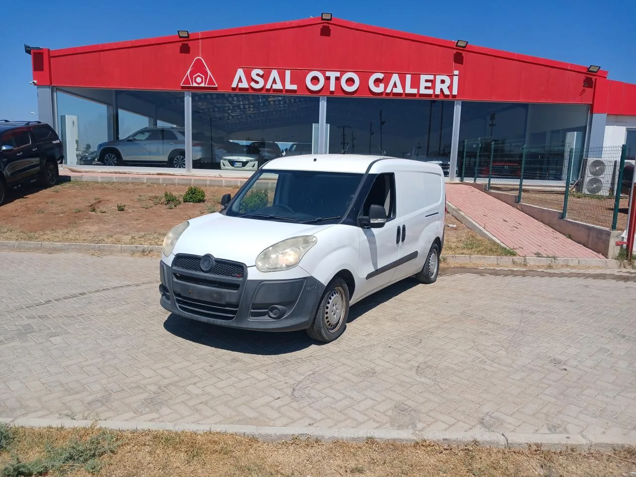 2015 Vauxhall Combo DIESEL MANUAL Lefkoşa İlan görseli - GalerimPlus