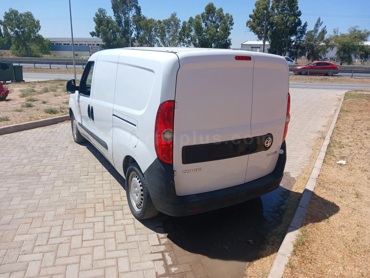 2015 Model Düz Vauxhall Combo Lefkoşa Satılık İkinci El | GalerimPlus - Thumbnail 3