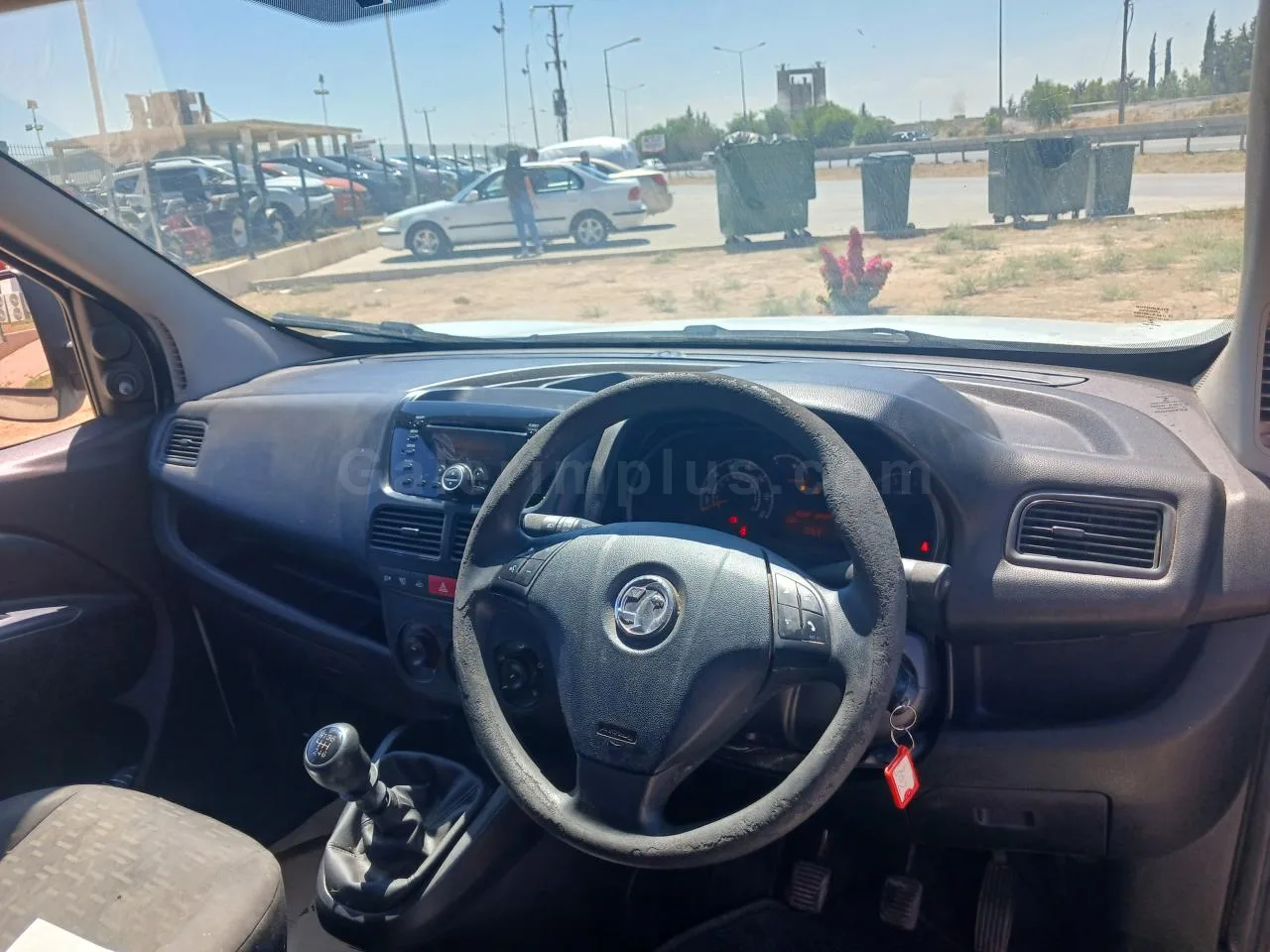 2015 Model Düz Vauxhall Combo Lefkoşa Satılık İkinci El | GalerimPlus - Thumbnail 5