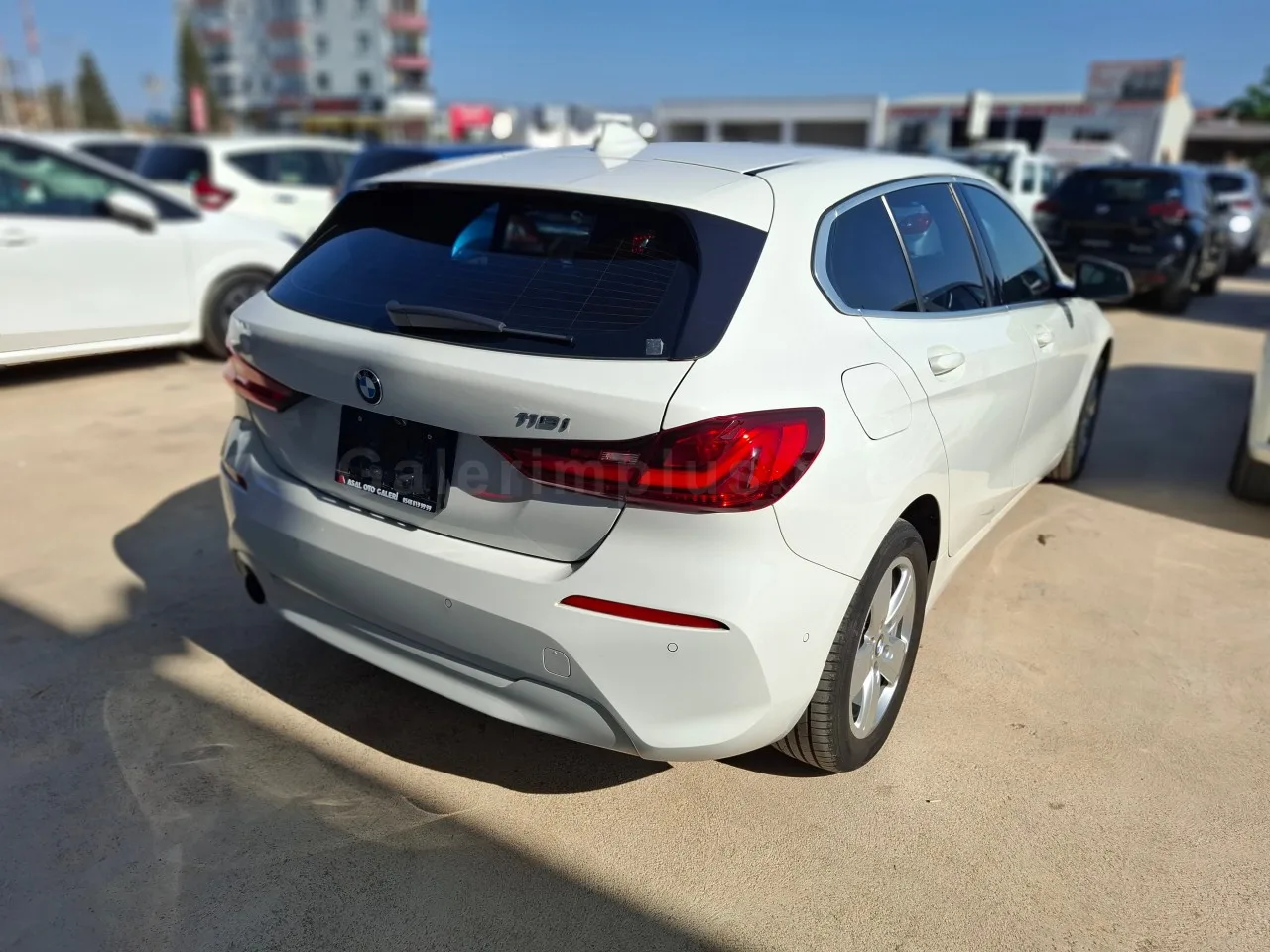2021 Model Otomatik BMW 1 Serisi 118i İskele Satılık İkinci El | GalerimPlus - Thumbnail 4