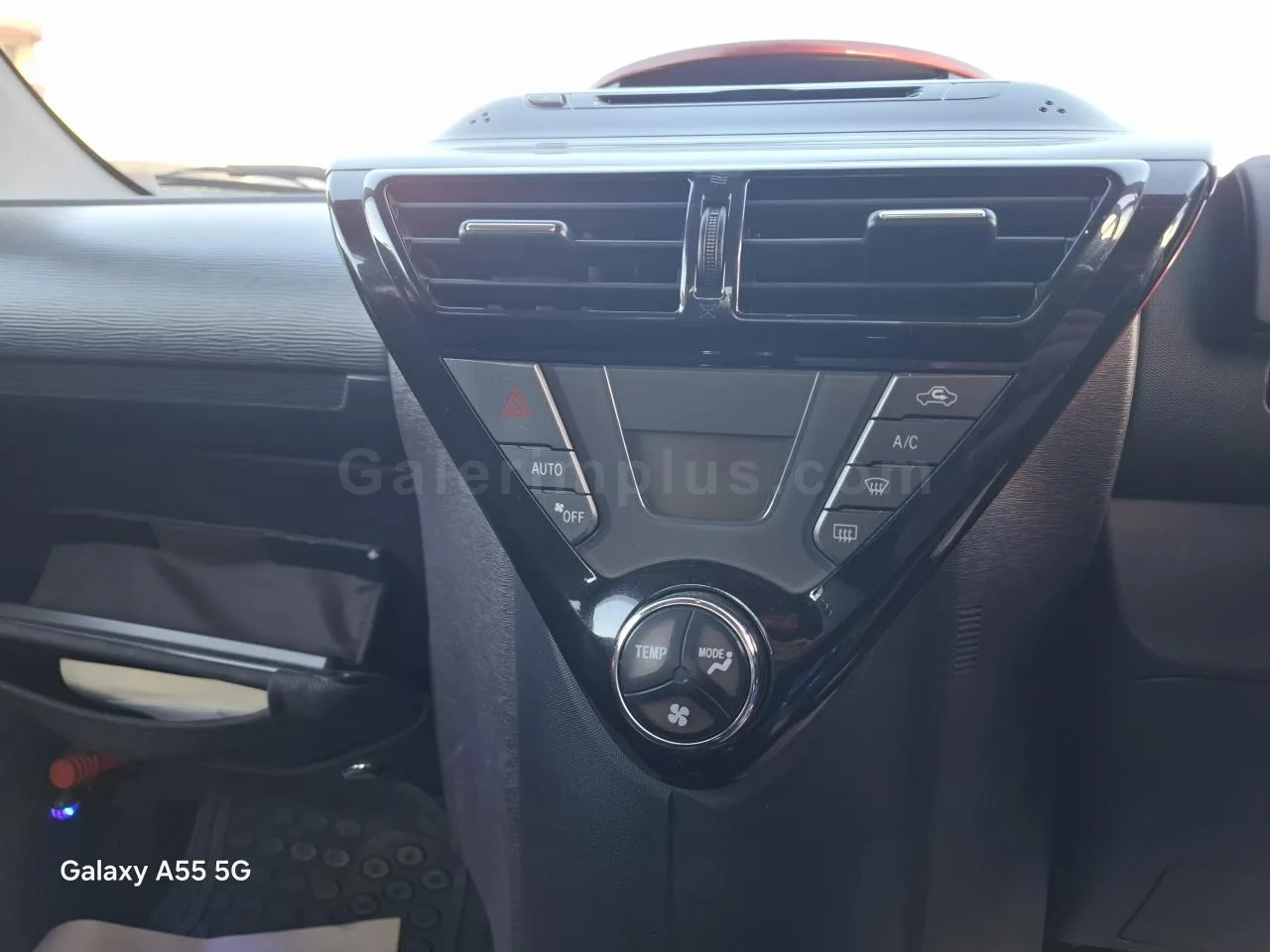 2010 Model Otomatik Toyota iQ 1.0 VVT-i İskele Satılık İkinci El | GalerimPlus - Thumbnail 8