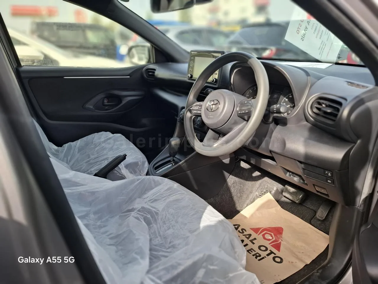 2023 Model Otomatik Toyota Yaris 1.0 İskele Satılık İkinci El | GalerimPlus - Thumbnail 5