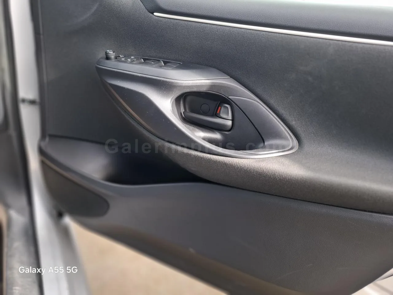 2023 Model Otomatik Toyota Yaris 1.0 İskele Satılık İkinci El | GalerimPlus - Thumbnail 8