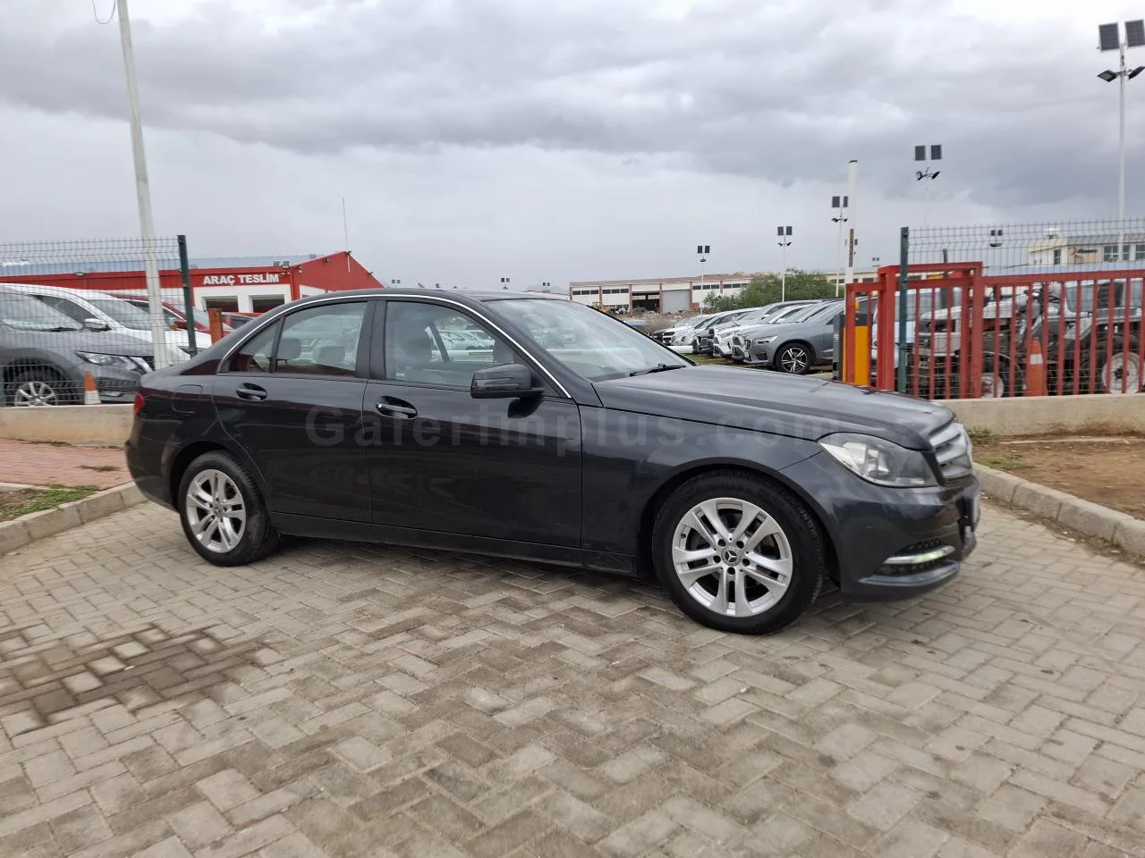 2013 Model Otomatik Mercedes-Benz C Serisi C 180 Lefkoşa Satılık İkinci El | GalerimPlus - Thumbnail 2