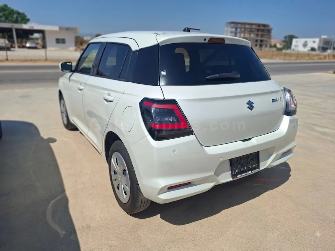 2024 Model Otomatik Suzuki Swift 1.2 İskele Satılık İkinci El | GalerimPlus - Thumbnail 3