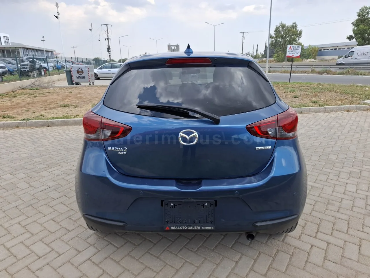 2022 Model Otomatik Mazda 2 1.5 Skyactiv-D Girne Satılık İkinci El | GalerimPlus - Thumbnail 6