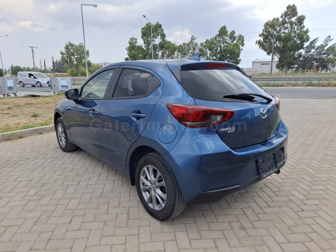 2022 Model Otomatik Mazda 2 1.5 Skyactiv-D Girne Satılık İkinci El | GalerimPlus - Thumbnail 7
