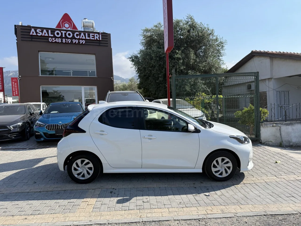 2021 Model Otomatik Toyota Yaris 1.0 Girne Satılık İkinci El | GalerimPlus - Thumbnail 4