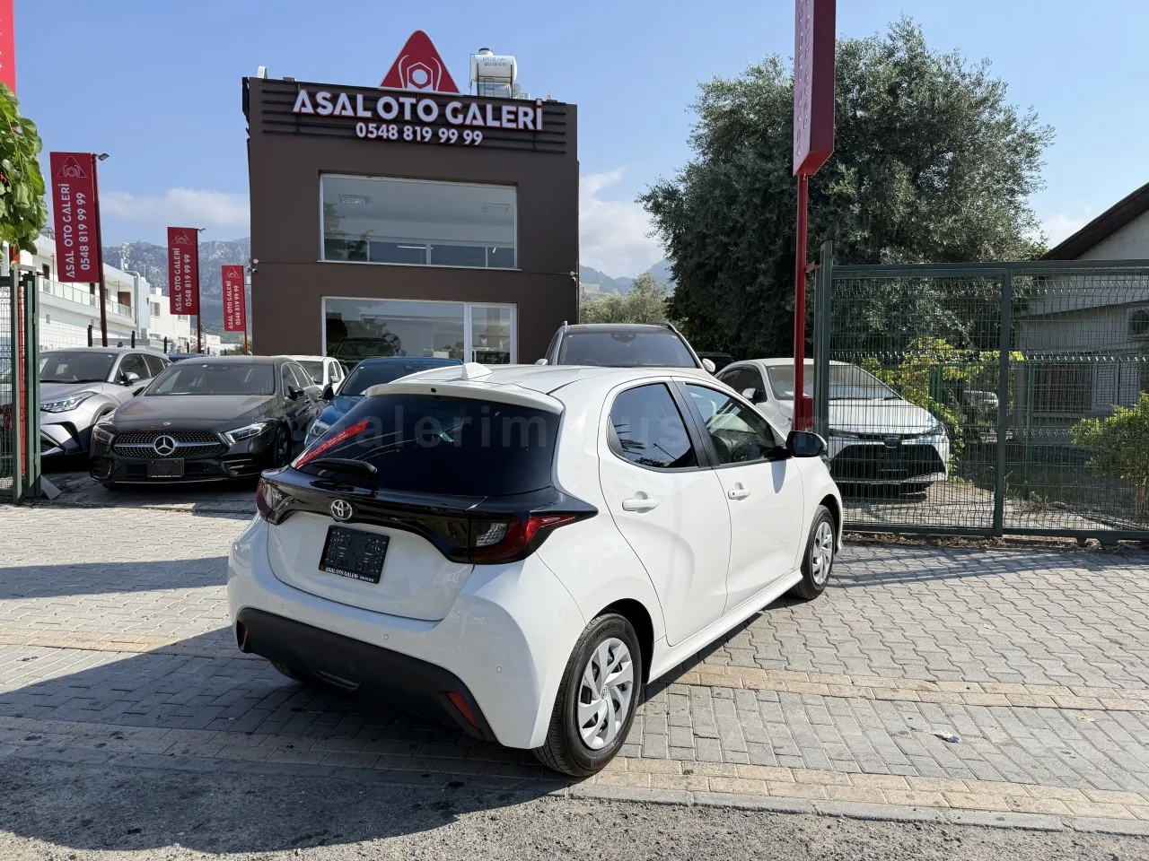 2021 Model Otomatik Toyota Yaris 1.0 Girne Satılık İkinci El | GalerimPlus - Thumbnail 5