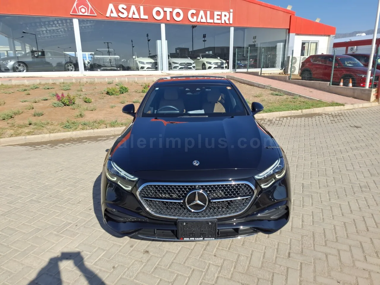 2024 Model Otomatik Mercedes-Benz E Serisi E 200 Lefkoşa Satılık İkinci El | GalerimPlus - Thumbnail 2