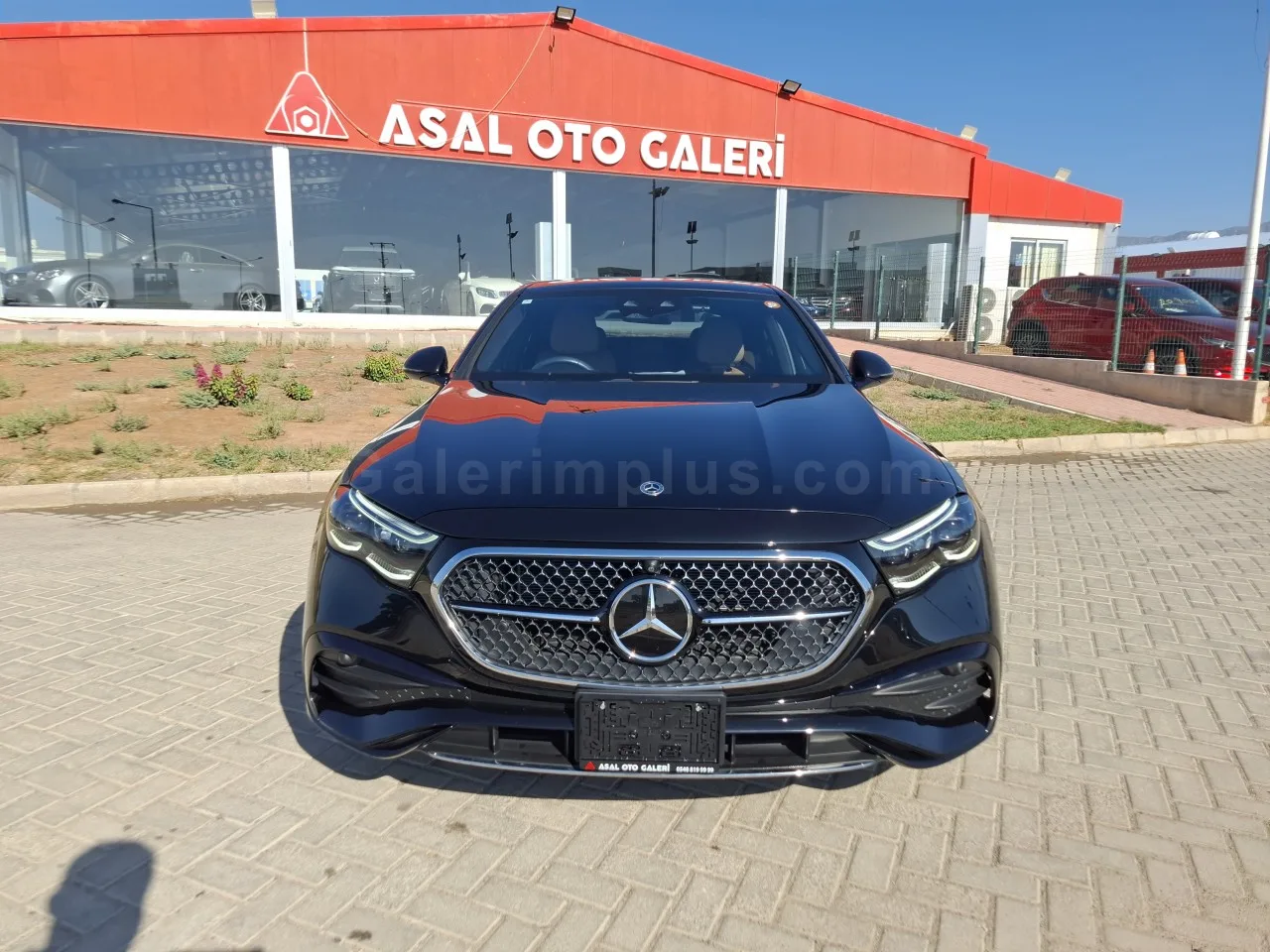 2024 Model Otomatik Mercedes-Benz E Serisi E 200 Lefkoşa Satılık İkinci El | GalerimPlus - Thumbnail 3