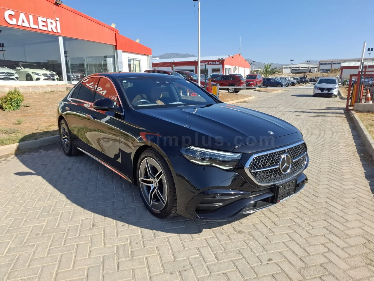 2024 Model Otomatik Mercedes-Benz E Serisi E 200 Lefkoşa Satılık İkinci El | GalerimPlus - Thumbnail 4