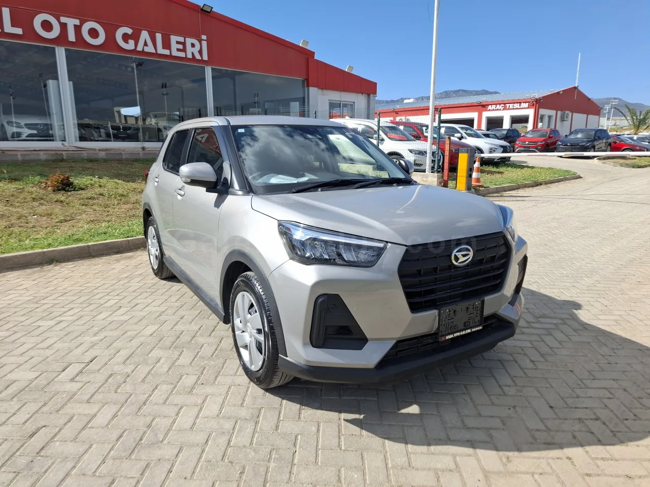 2024 Model Otomatik Daihatsu Rocky Lefkoşa Satılık İkinci El | GalerimPlus - Thumbnail 3