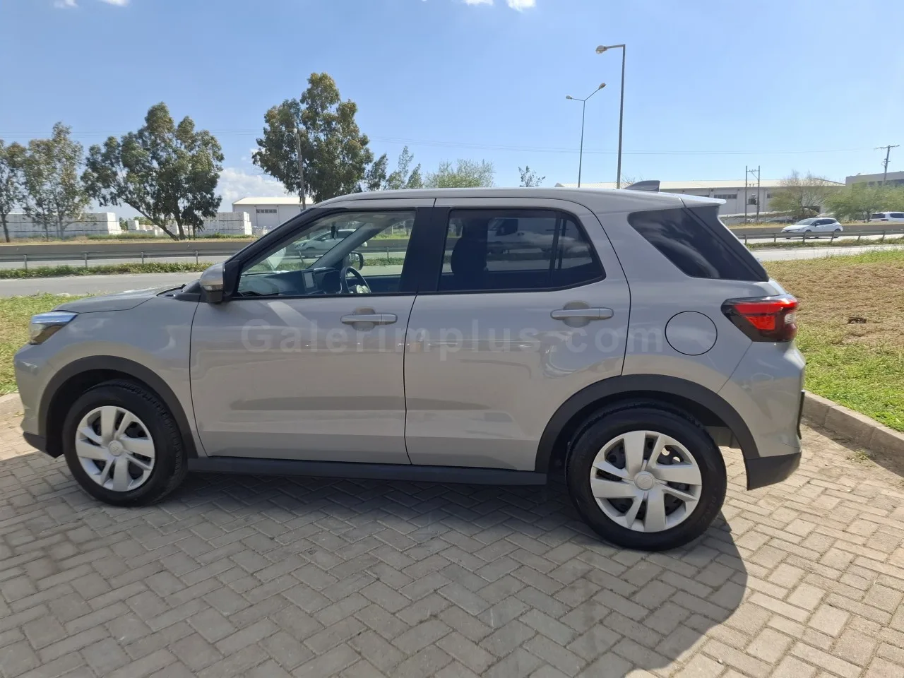 2024 Model Otomatik Daihatsu Rocky Lefkoşa Satılık İkinci El | GalerimPlus - Thumbnail 8