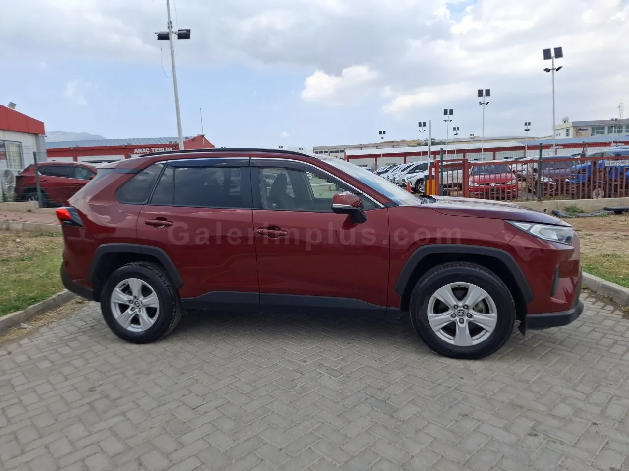 2021 Model Otomatik Toyota RAV4 2.0 Lefkoşa Satılık İkinci El | GalerimPlus - Thumbnail 4
