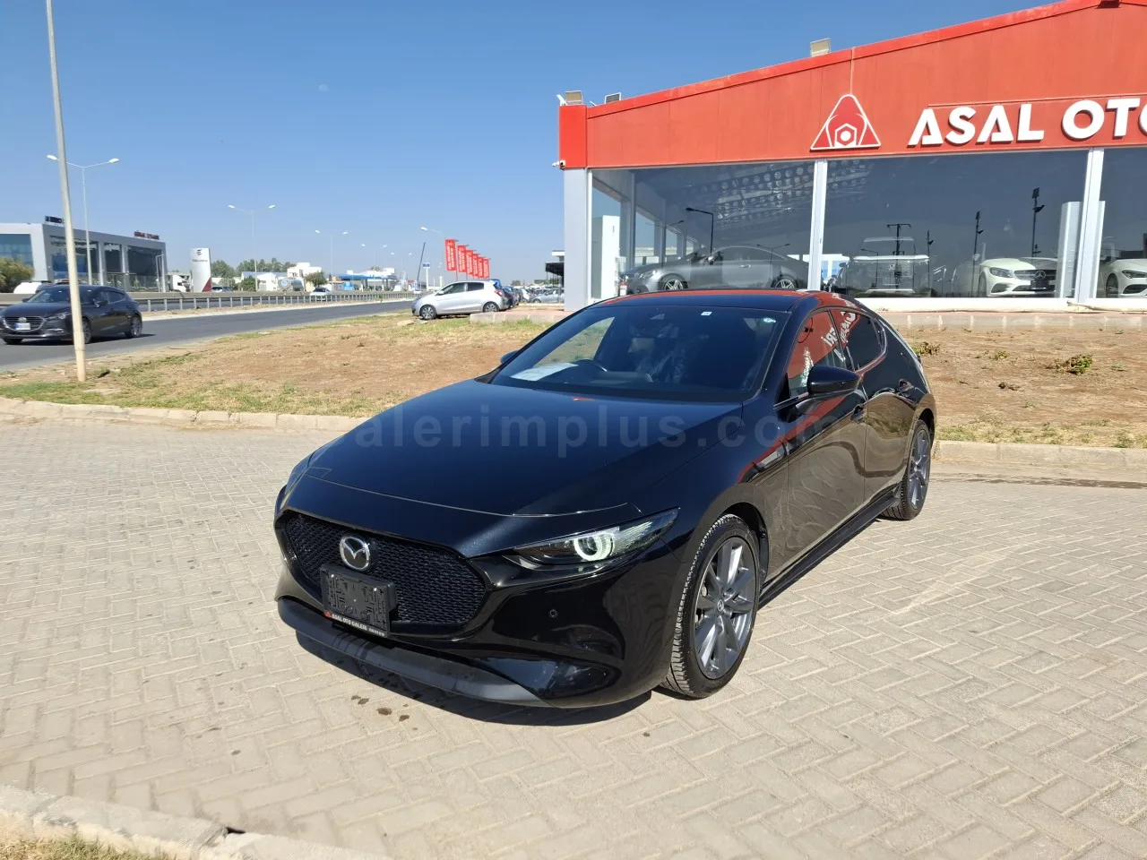2022 Mazda 3 1.8 DIESEL AUTOMATIC Lefkoşa İlan görseli - GalerimPlus
