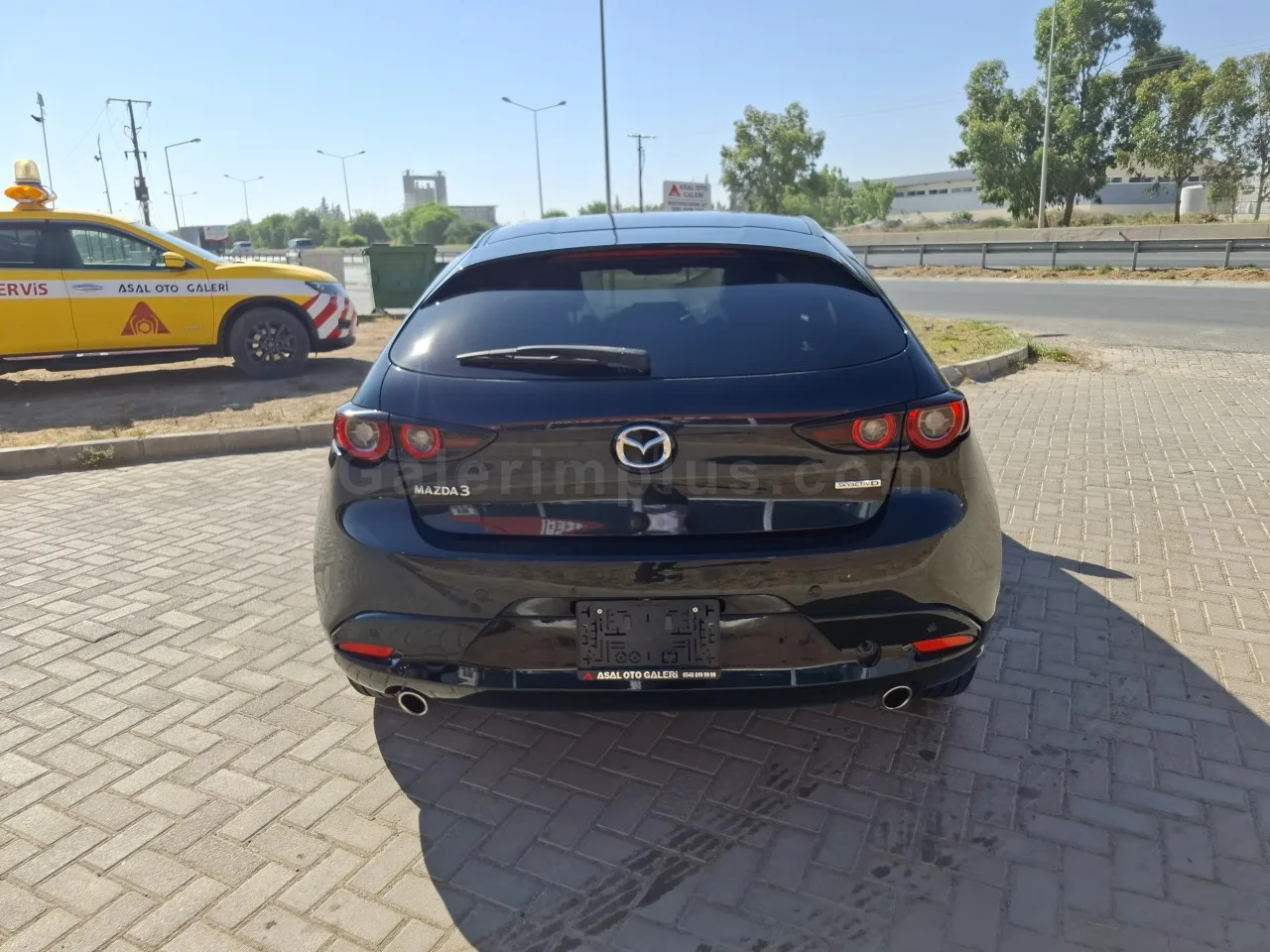 2022 Model Otomatik Mazda 3 1.8 Lefkoşa Satılık İkinci El | GalerimPlus - Thumbnail 6