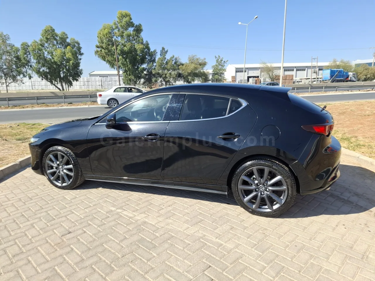 2022 Model Otomatik Mazda 3 1.8 Lefkoşa Satılık İkinci El | GalerimPlus - Thumbnail 8
