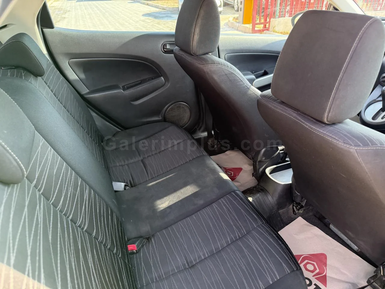 2007 Model Otomatik Mazda Demio 1.3 16V Lefkoşa Satılık İkinci El | GalerimPlus - Thumbnail 8