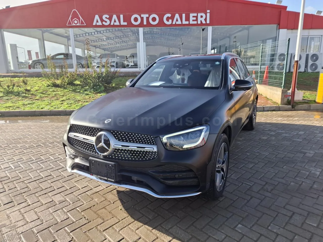 2021 Mercedes - Benz GLC 220d AMG DIESEL AUTOMATIC Lefkoşa İlan görseli - GalerimPlus