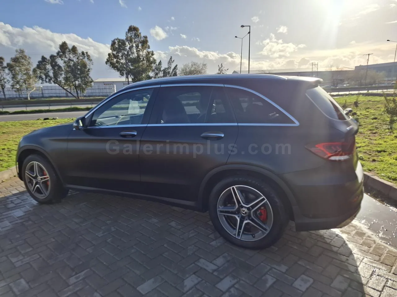 2021 Model Otomatik Mercedes - Benz GLC 220d AMG Lefkoşa Satılık İkinci El | GalerimPlus - Thumbnail 8