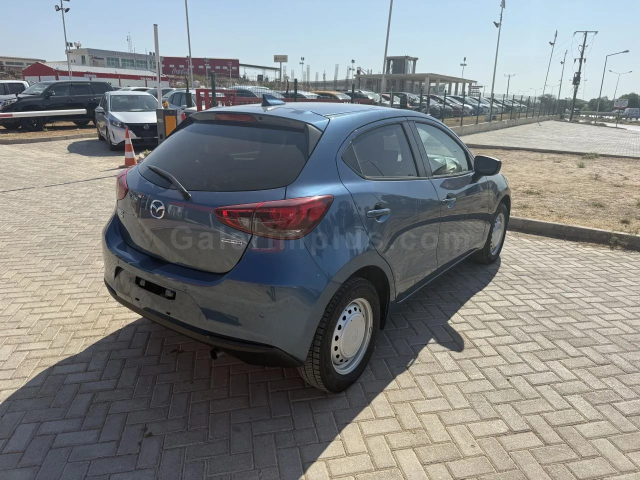 2022 Model Otomatik Mazda 2 1.5 Lefkoşa Satılık İkinci El | GalerimPlus - Thumbnail 3