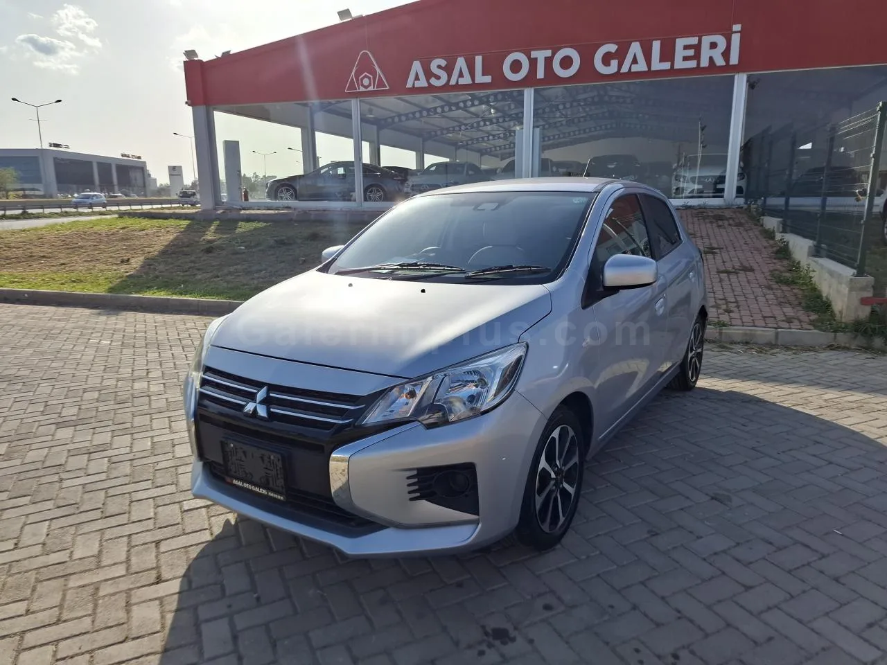 2022 Mitsubishi Mirage 1.2 Mivec GASOLINE AUTOMATIC Lefkoşa İlan görseli - GalerimPlus