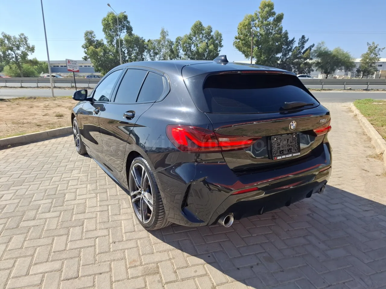 2022 Model Otomatik BMW 1 Serisi 118d Lefkoşa Satılık İkinci El | GalerimPlus - Thumbnail 6